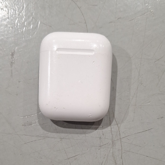Apple White Earbud Headphones